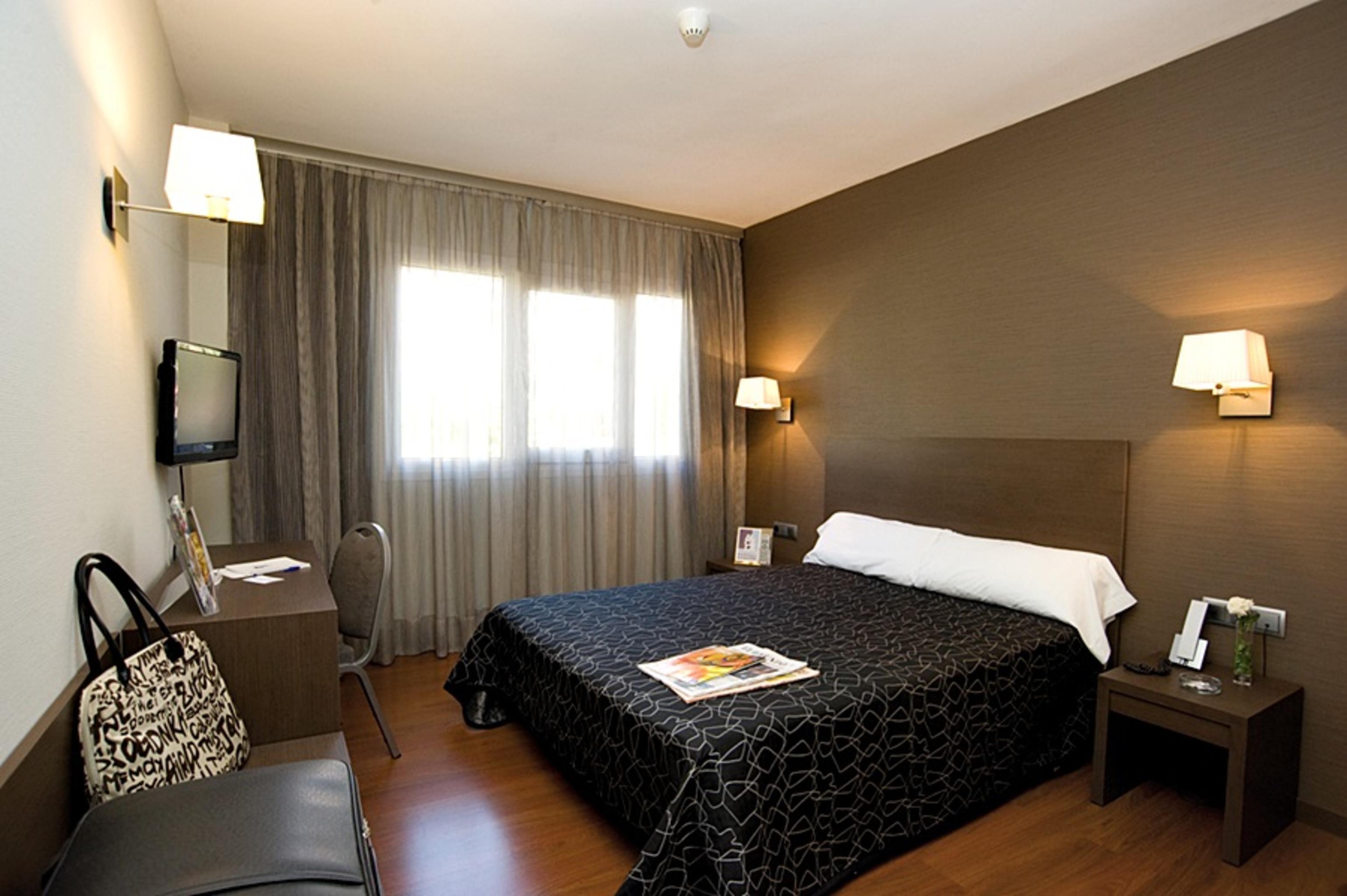 Hotel Cisneros Alcalá de Henares Pokoj fotografie
